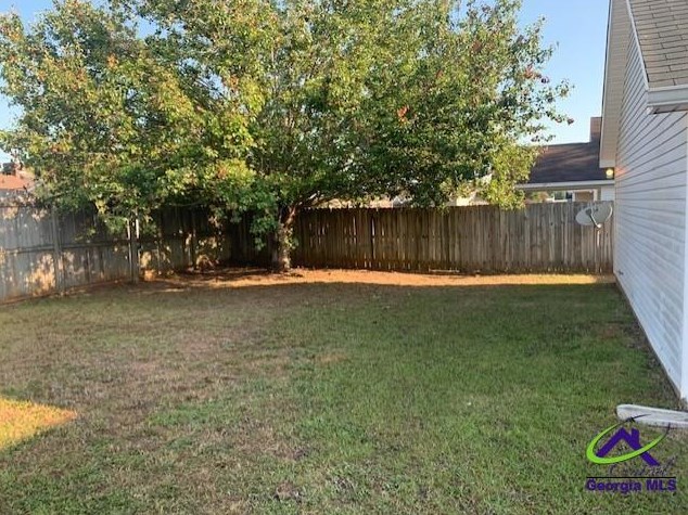 60 Park Ln, Warner Robins, GA 31093