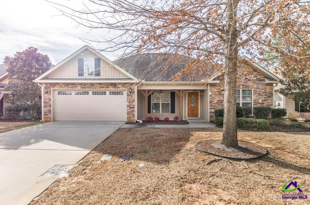 803 Amherst St, Kathleen, GA 31047-4166