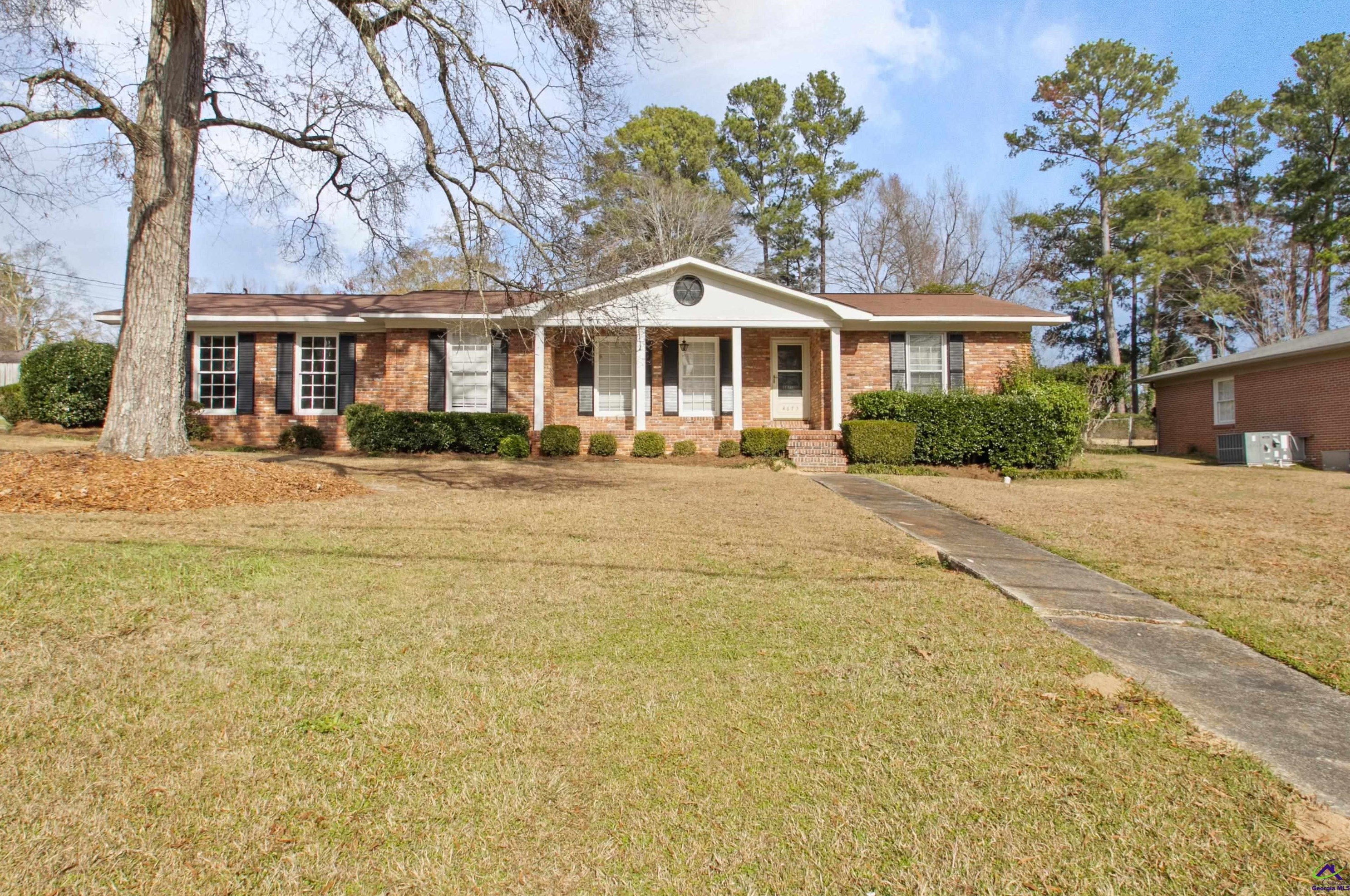 4675 Timberlane Dr, Macon, GA 31210-3119