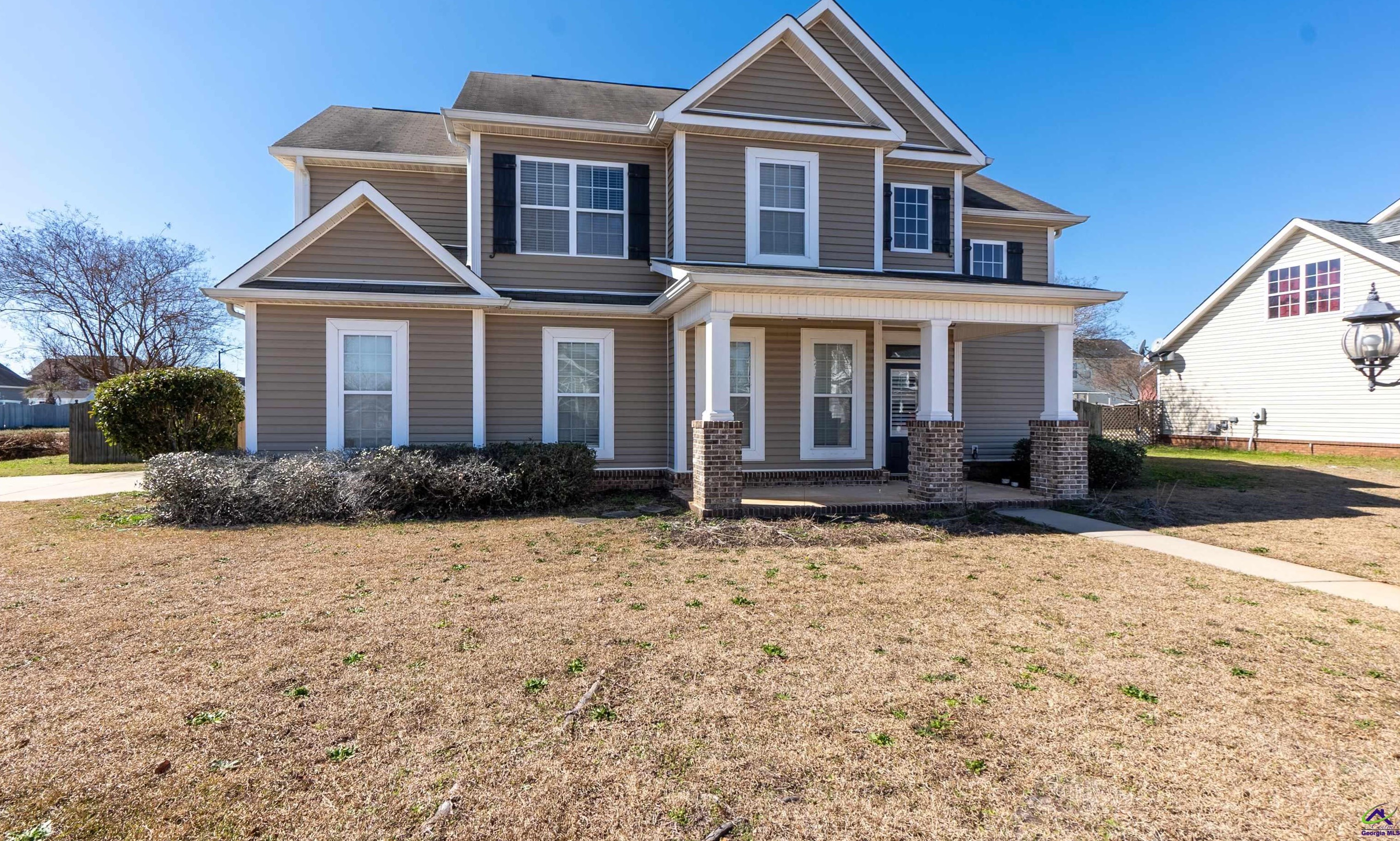 220 Raleigh Dr, Warner Robins, GA 31088