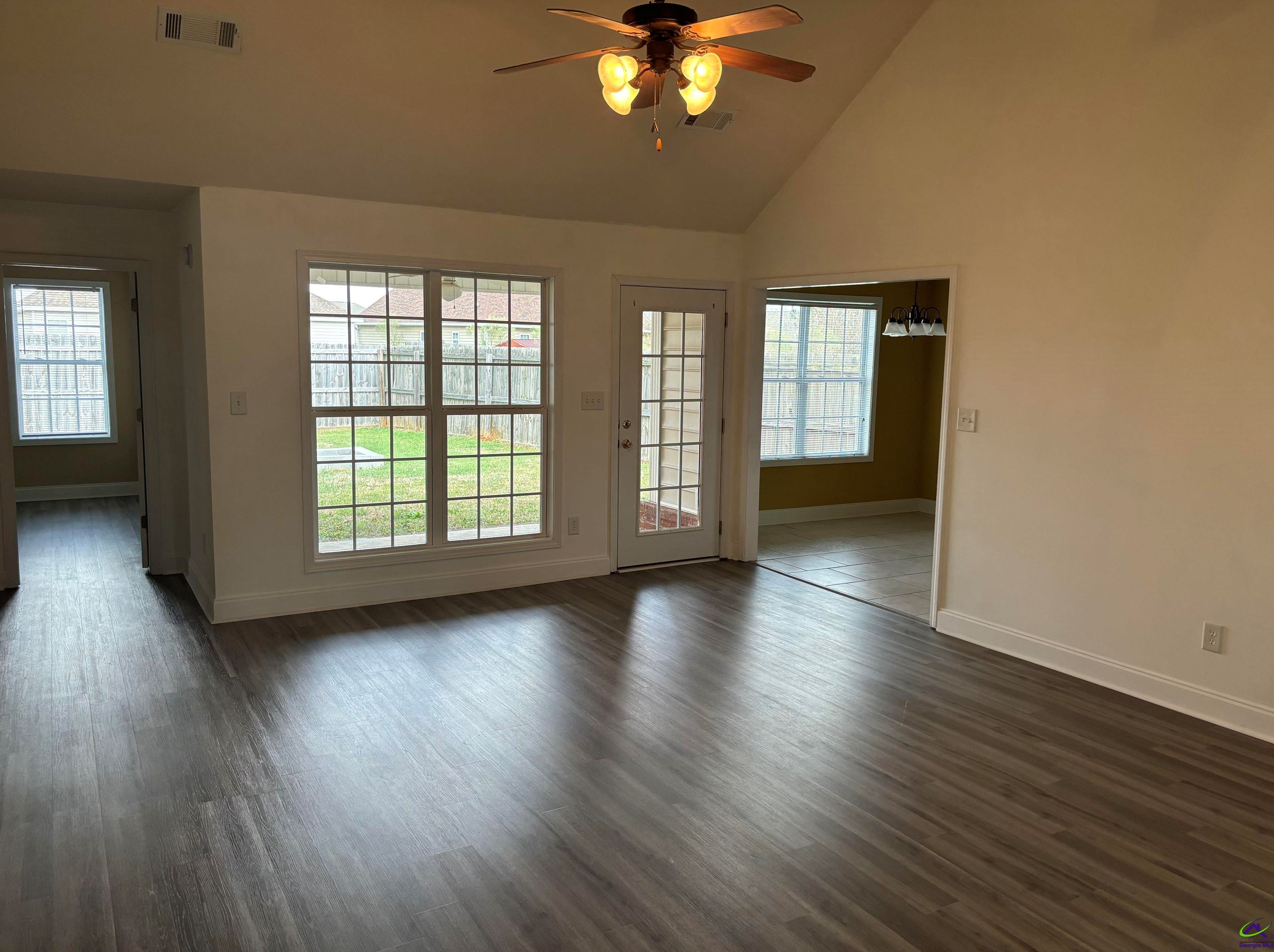 106 S Charity Ln, Warner Robins, GA 31088