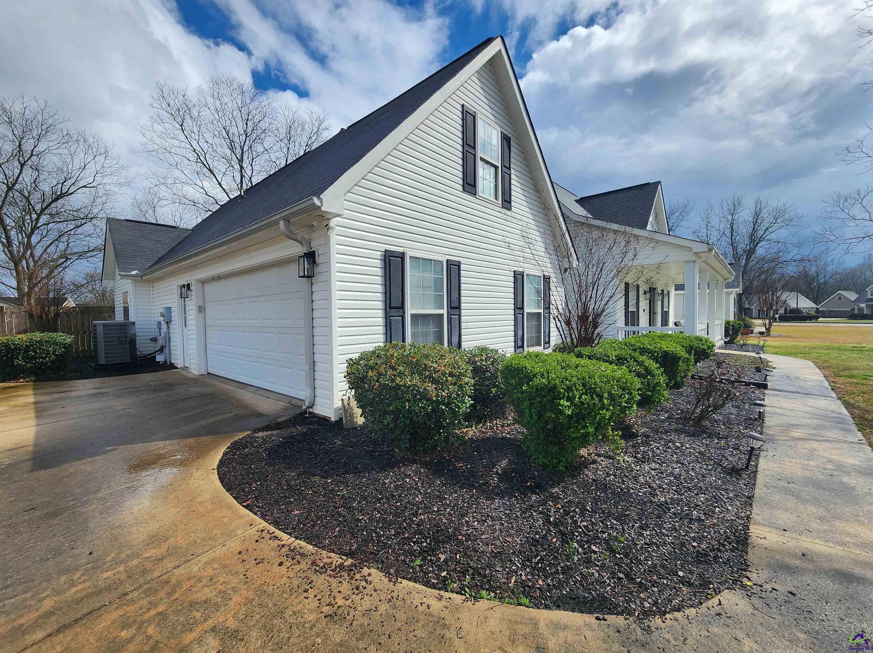 513 Grove Ln, Kathleen, GA 31047