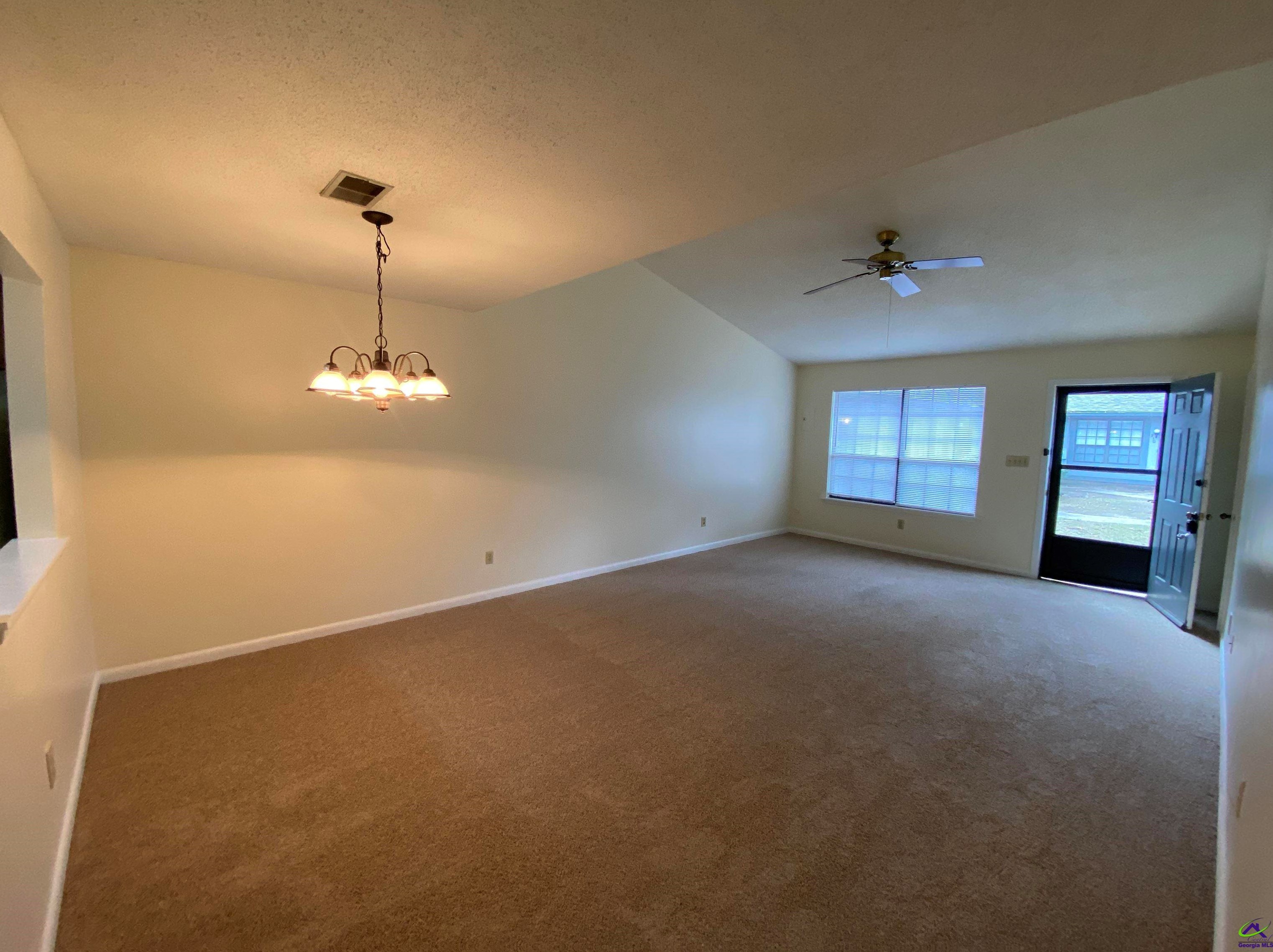 302 Tallulah Trl, Warner Robins, GA 31088