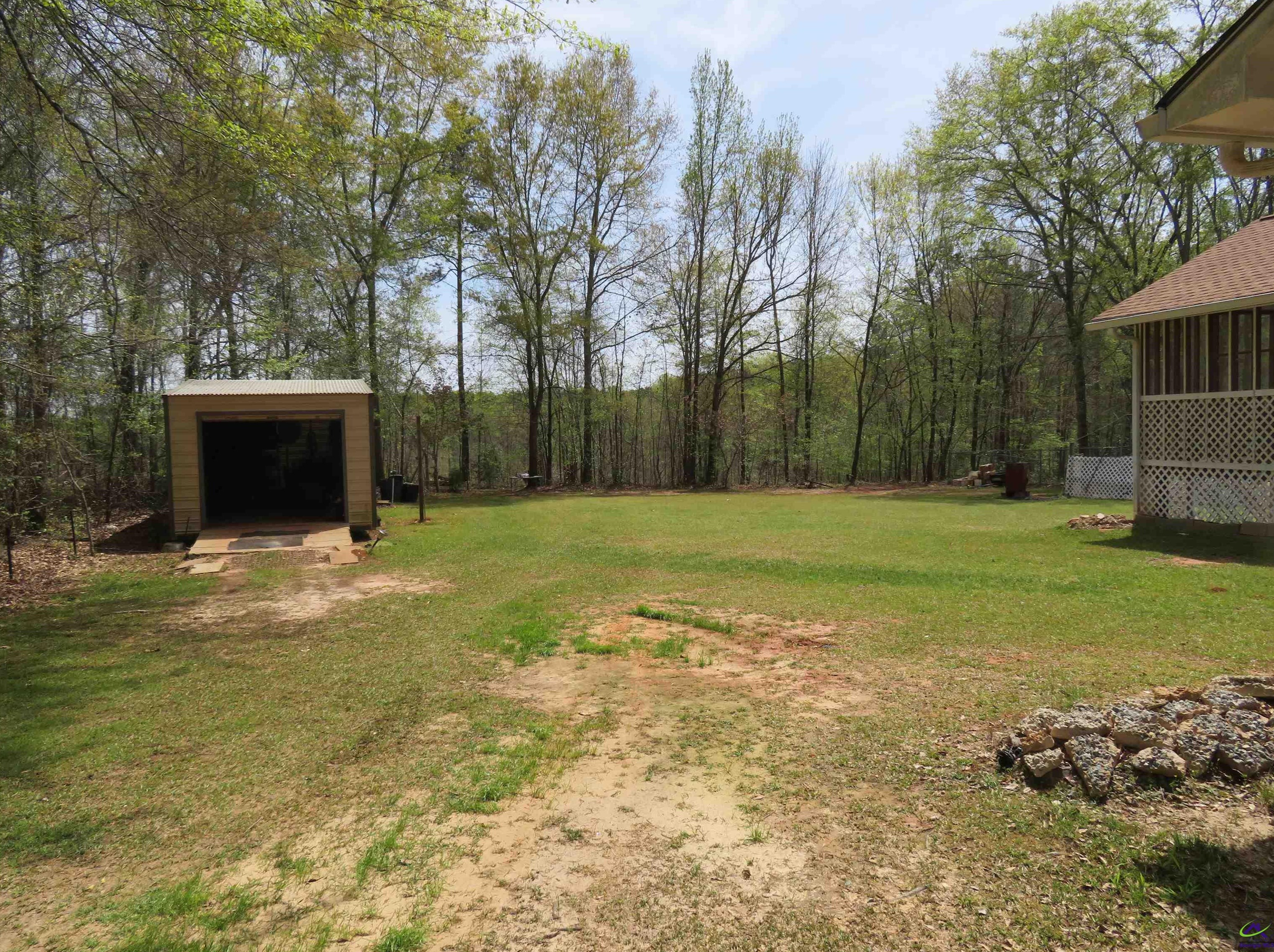 1895 Old Richland Church Rd, Jeffersonville, GA 31044-6244