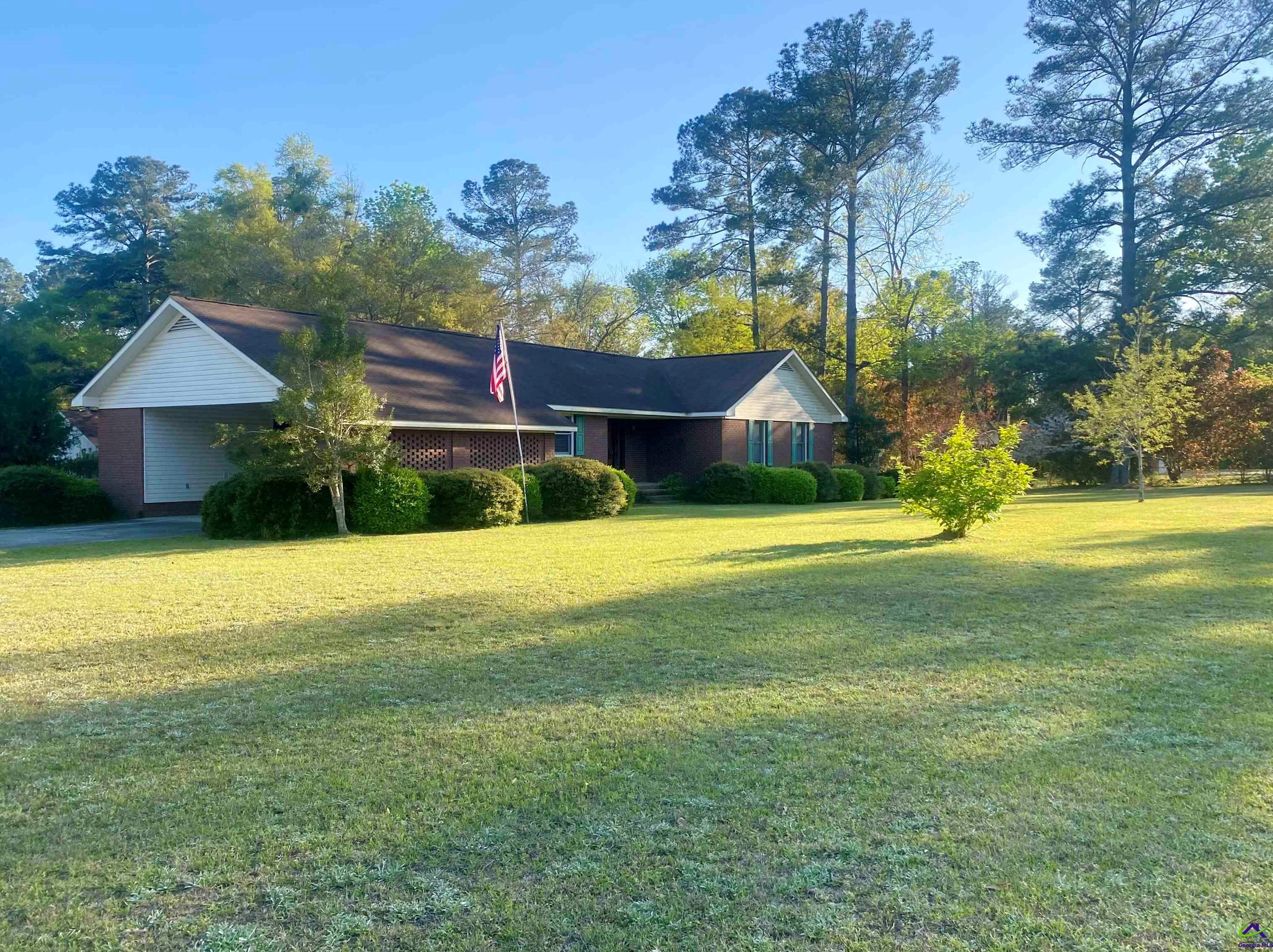 27 Thompson Dr, Klondike, GA 31036