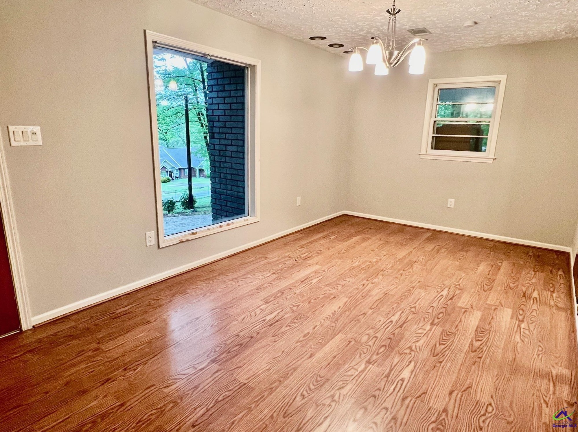 210 E Thomson Dr, Lithonia, GA 31028