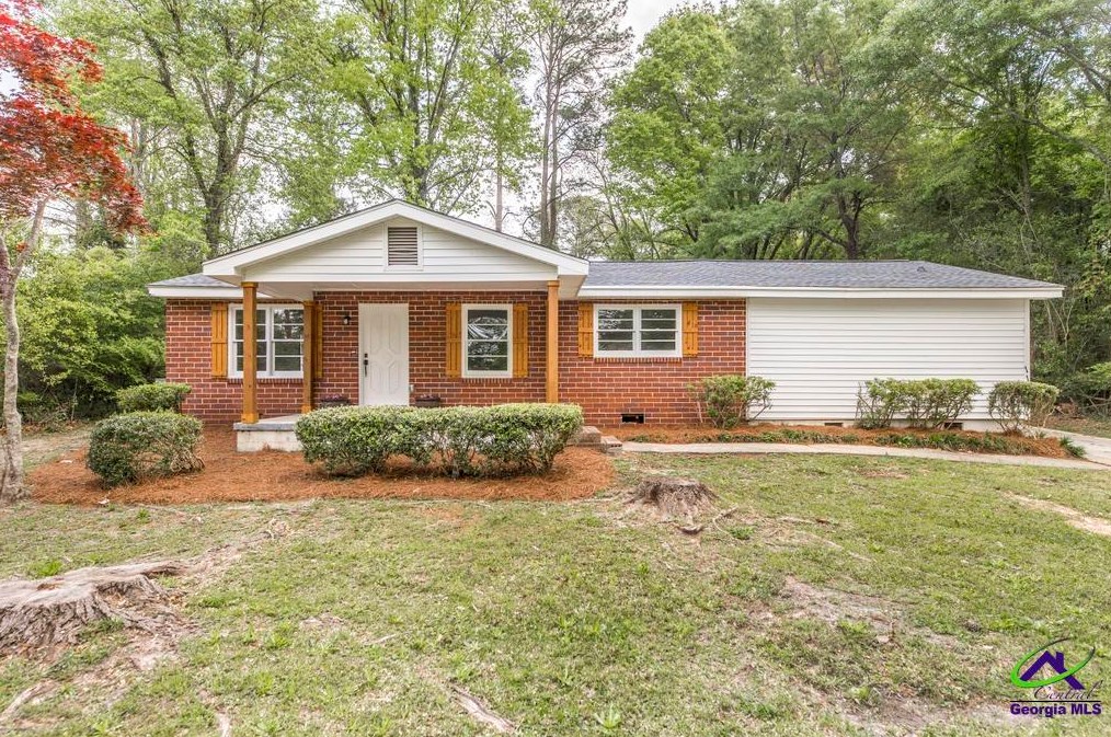 1117 Broad St, Perry, GA 31069-2701