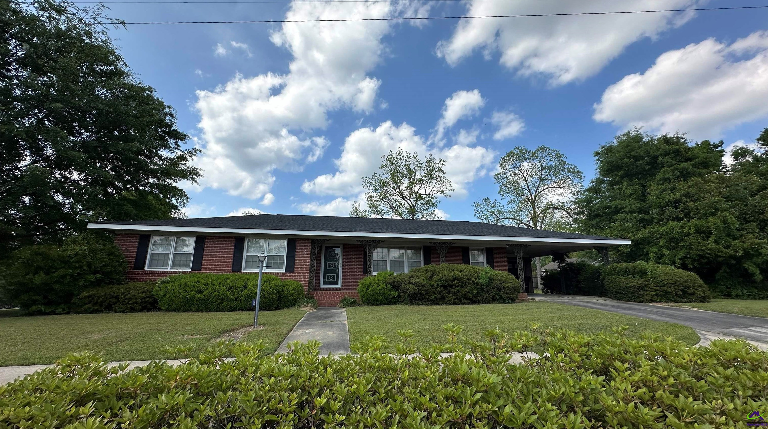 26 Marion St, Reynolds, GA 31076-3138