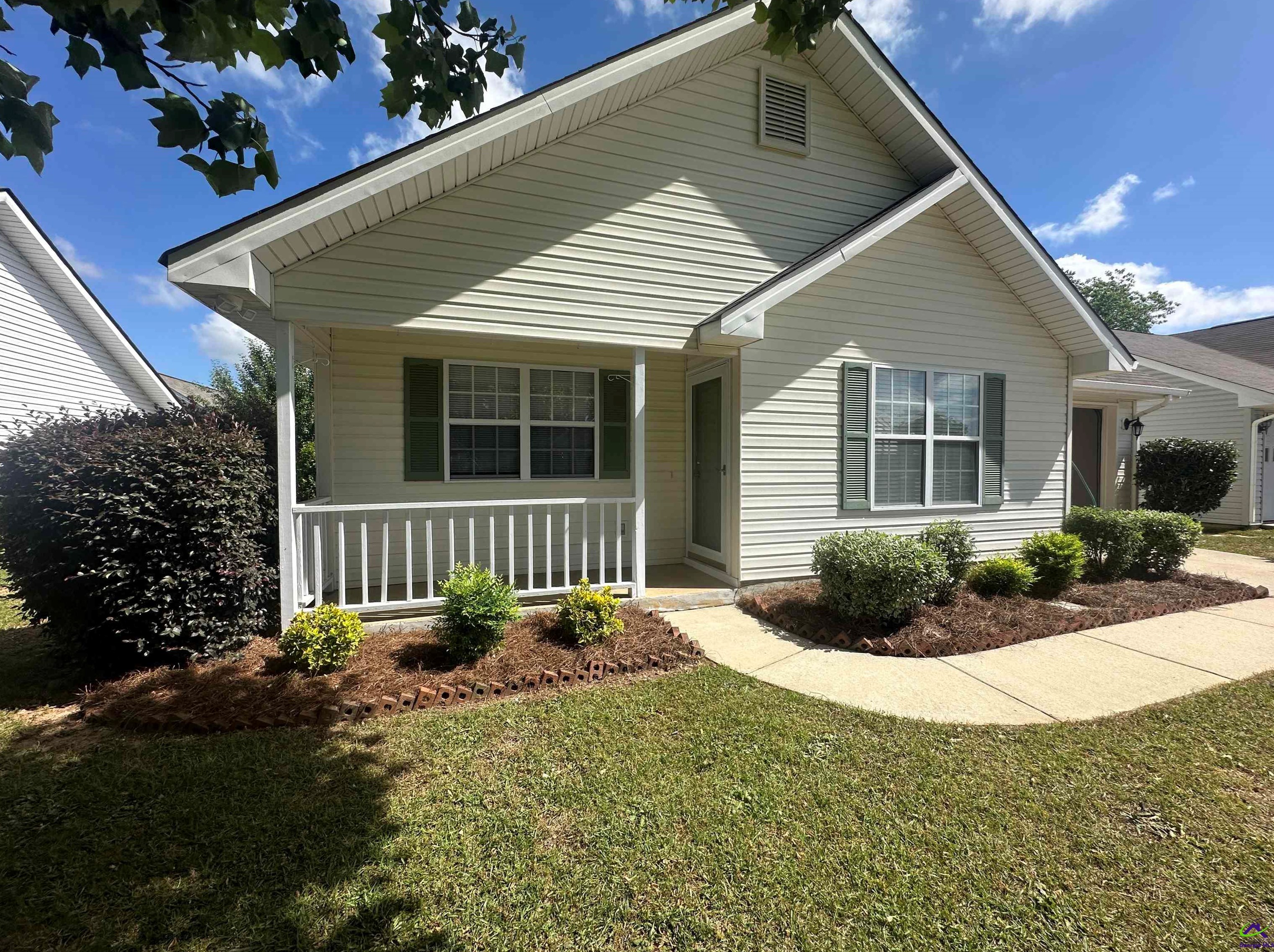 404 Eagles Landing Trl, Warner Robins, GA 31093
