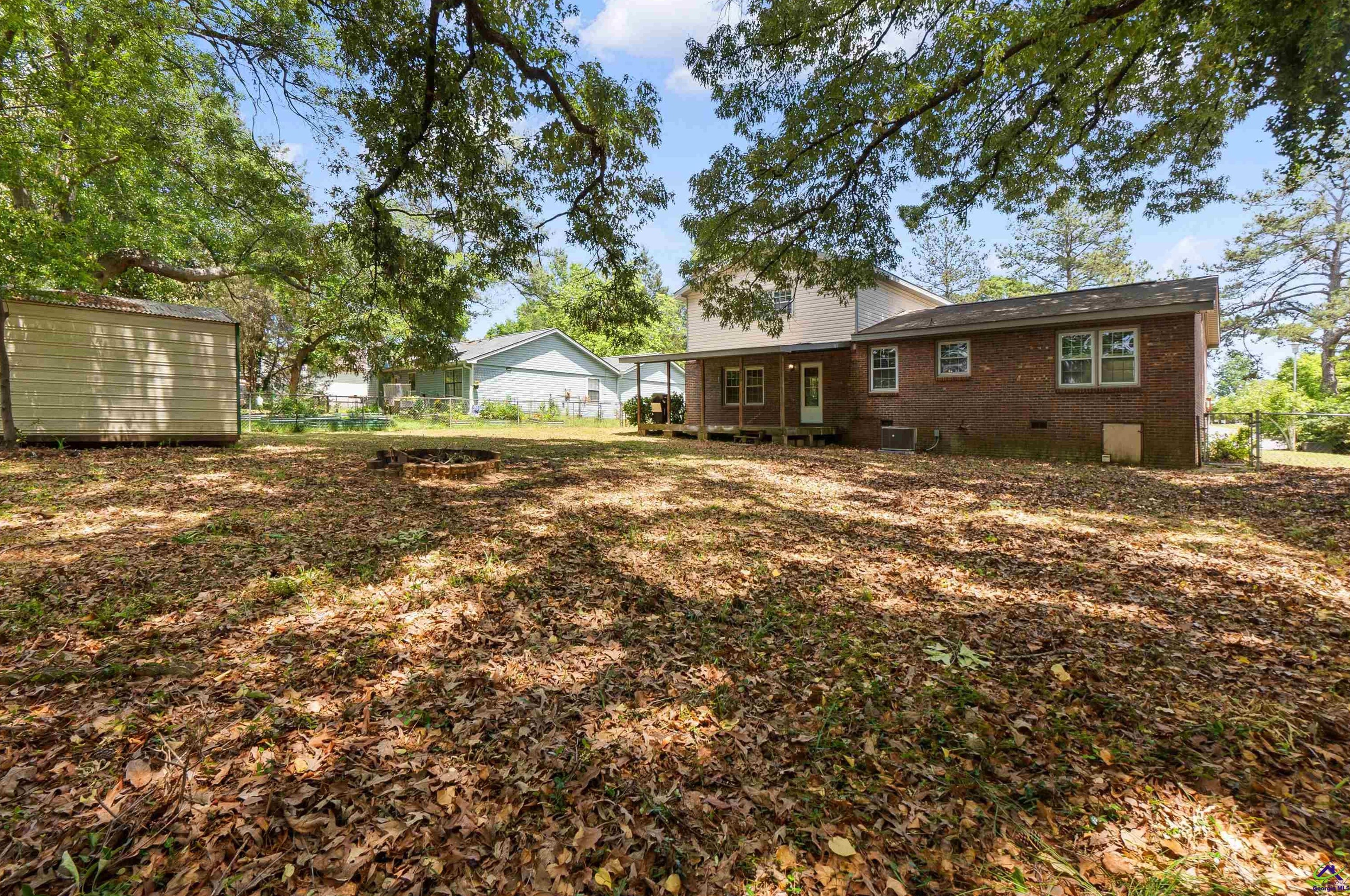 101 Devonshire Rd, Warner Robins GA  31088-4223 exterior