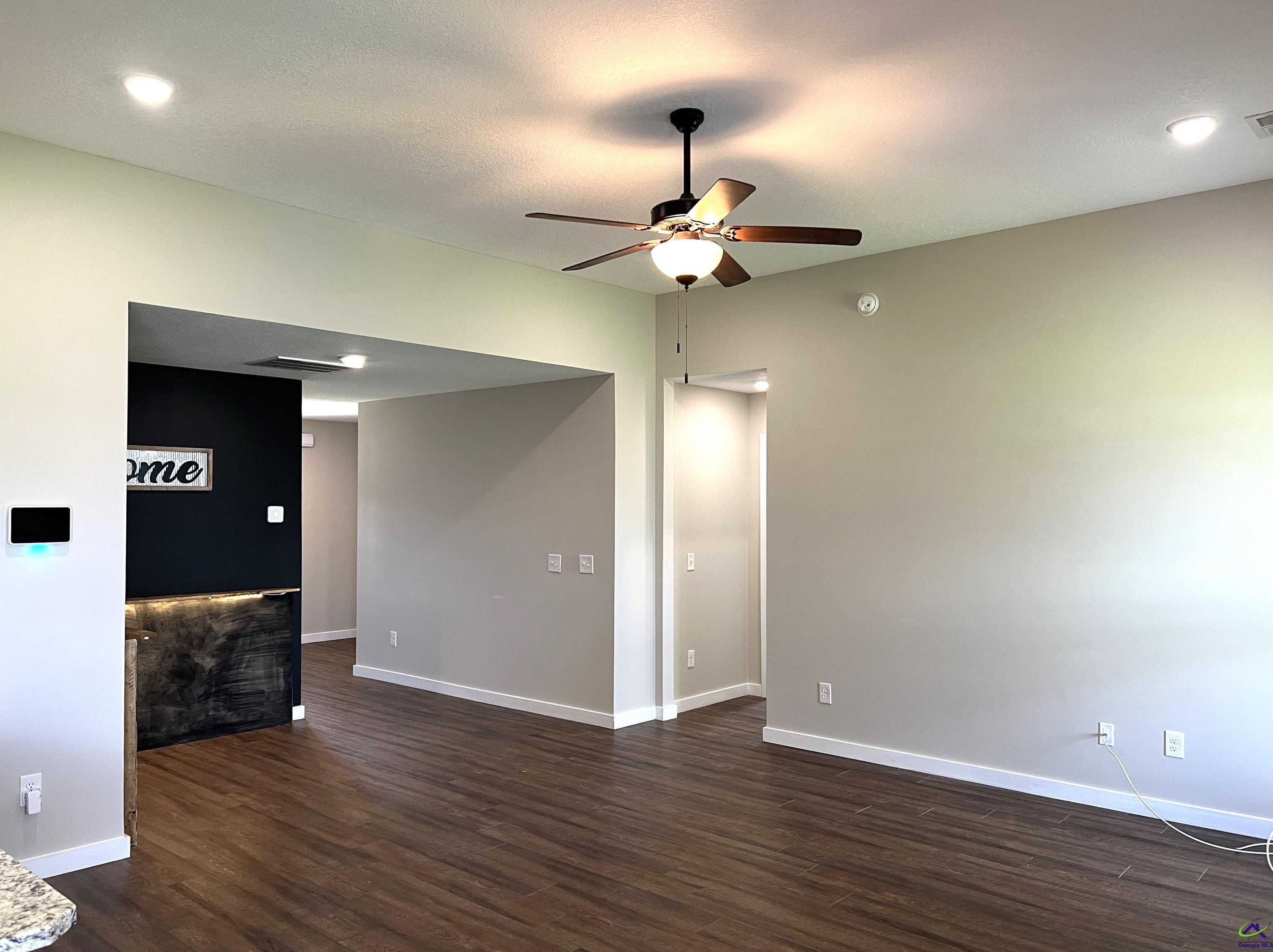 117 Hughes Dr, Warner Robins GA  31093-7353 exterior