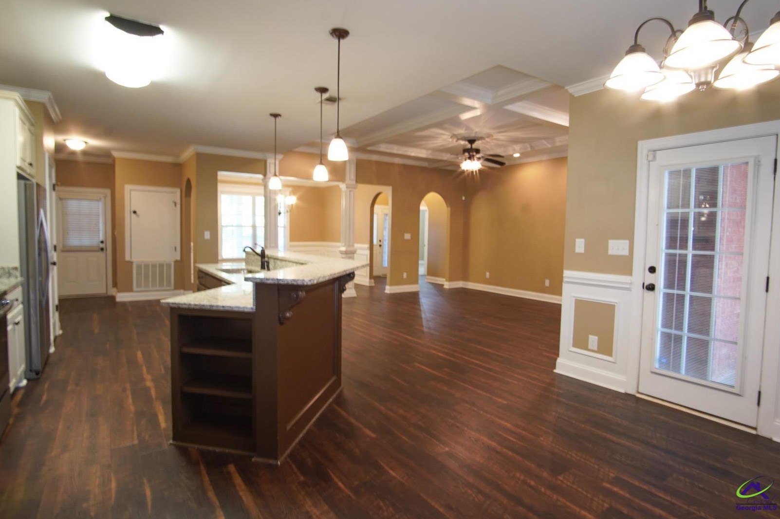 102 Cobble Dr, Perry GA exterior
