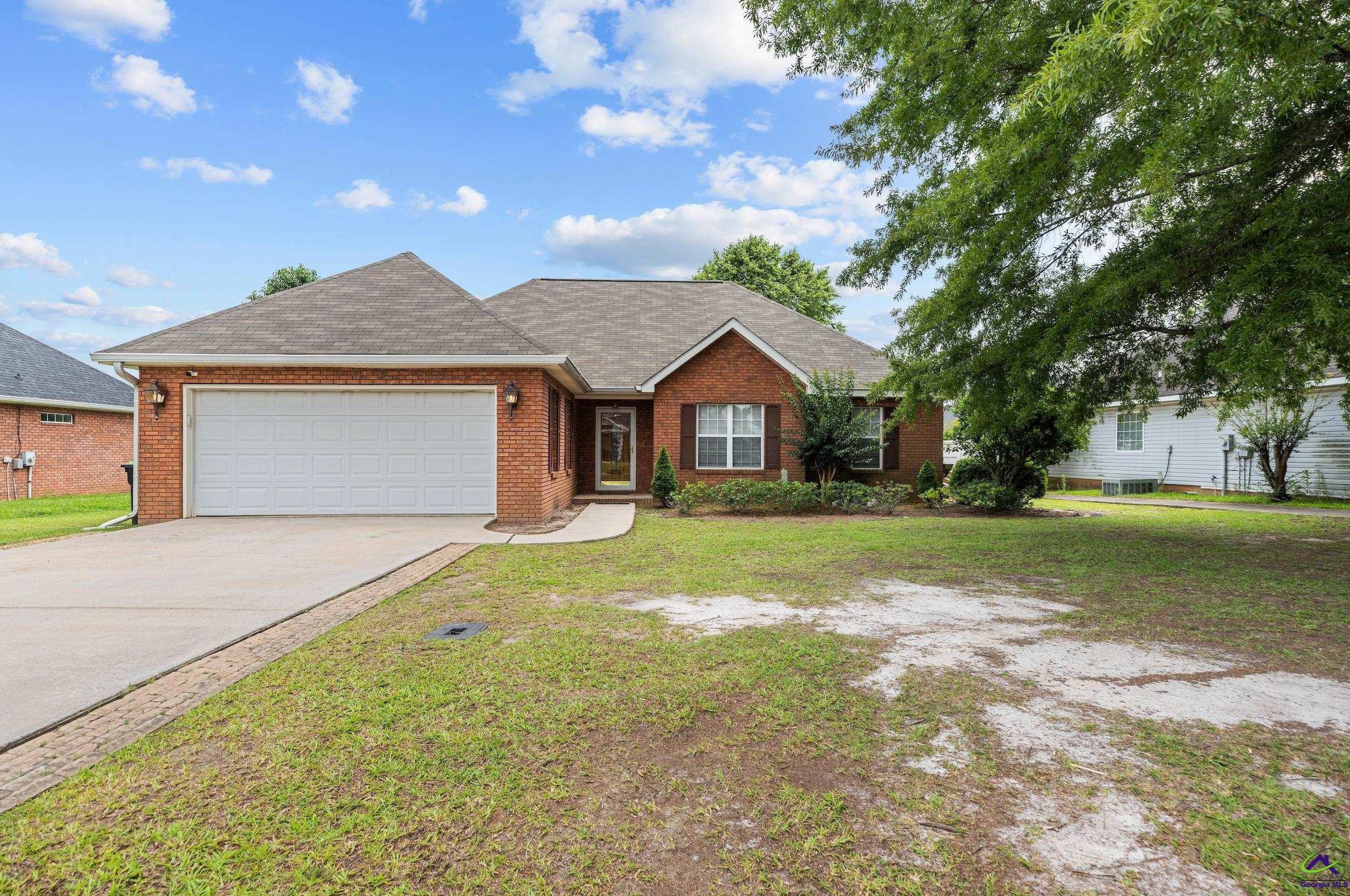 207 N Knights Bridge, Warner Robins, GA 31093
