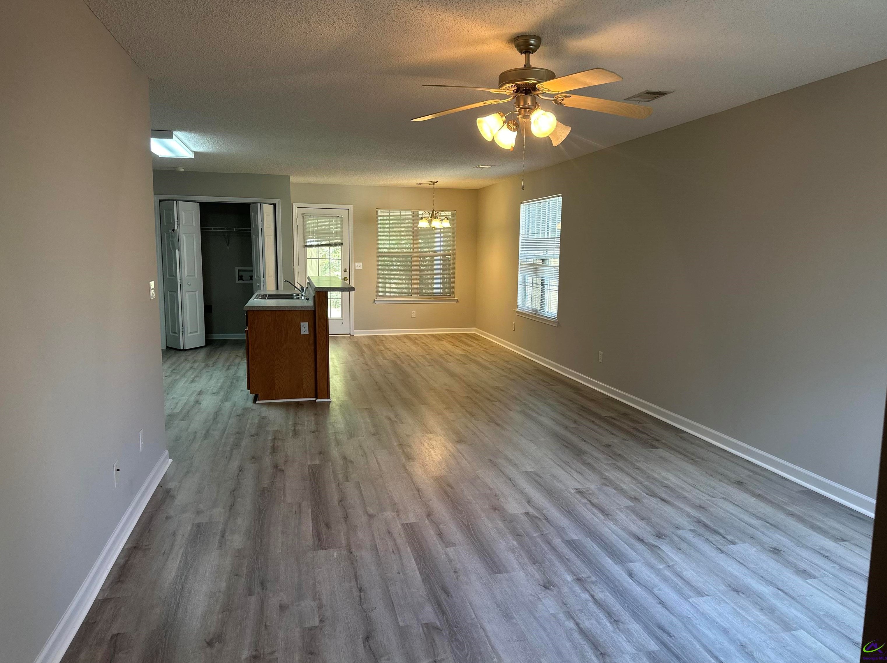 105 Rolling Woods Cir, Warner Robins, GA 31088