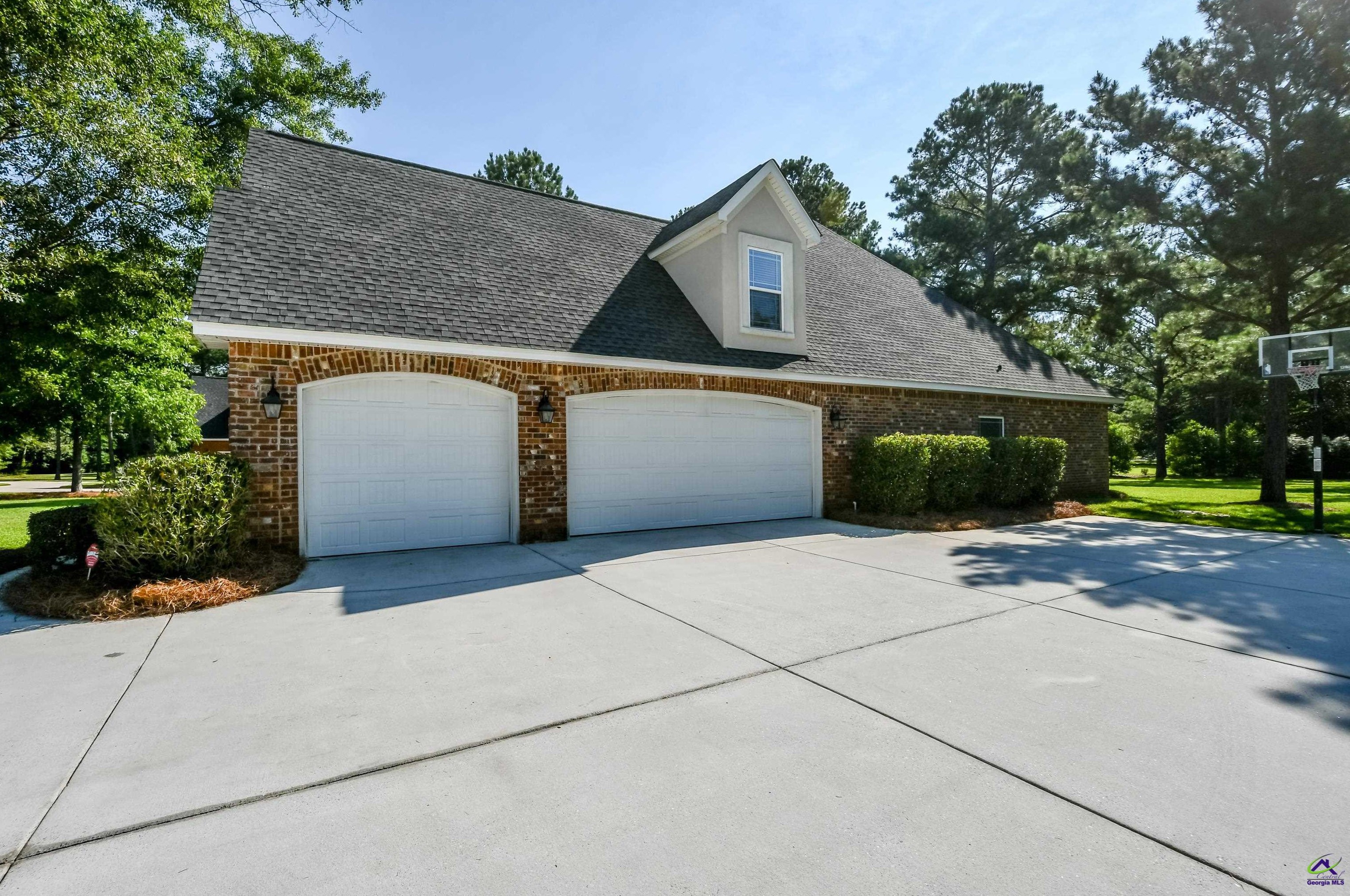 145 Harner Rd, Kathleen, GA 31047-2010