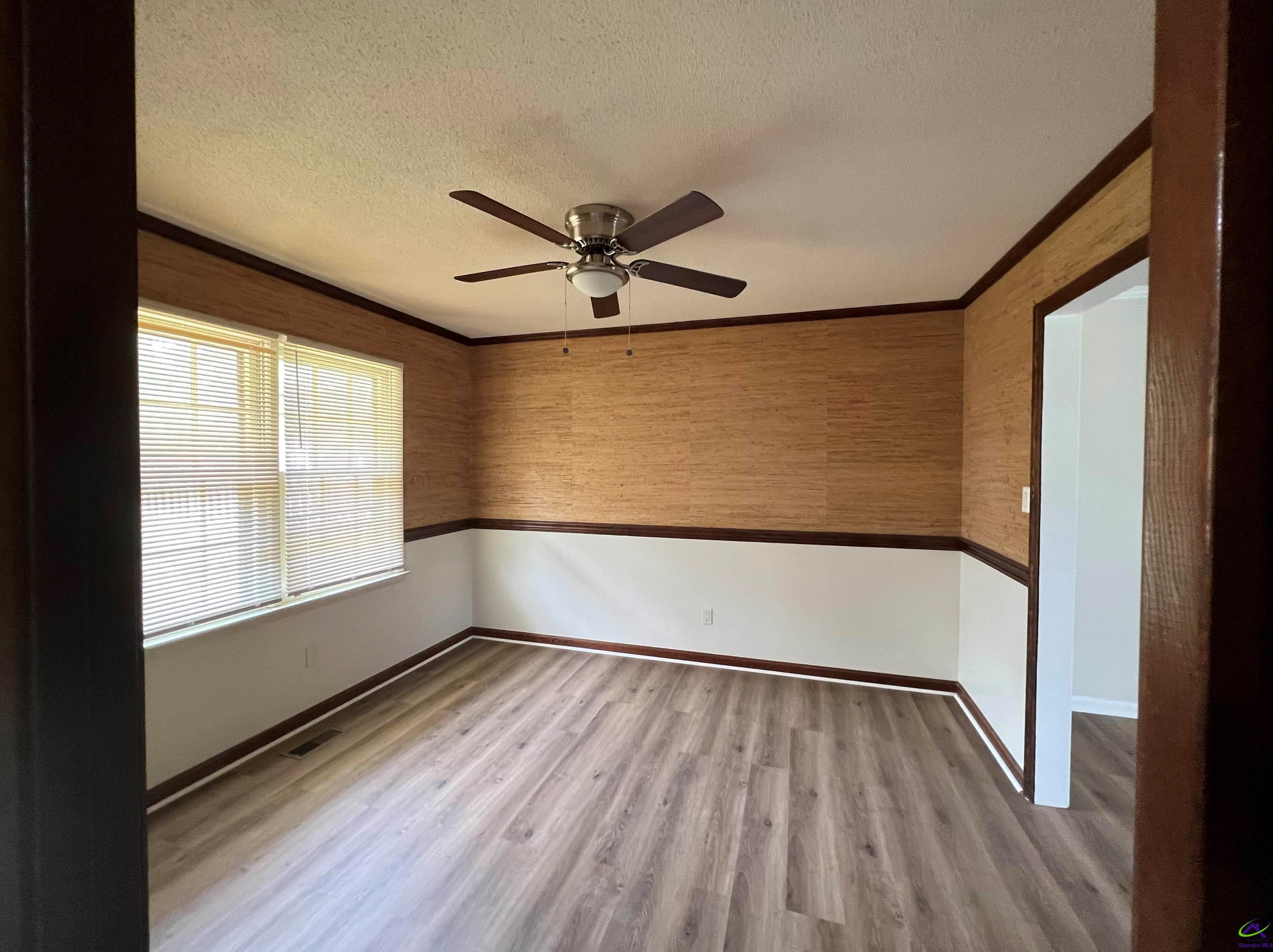 210 Westwood Dr, Warner Robins, GA 31088-5855