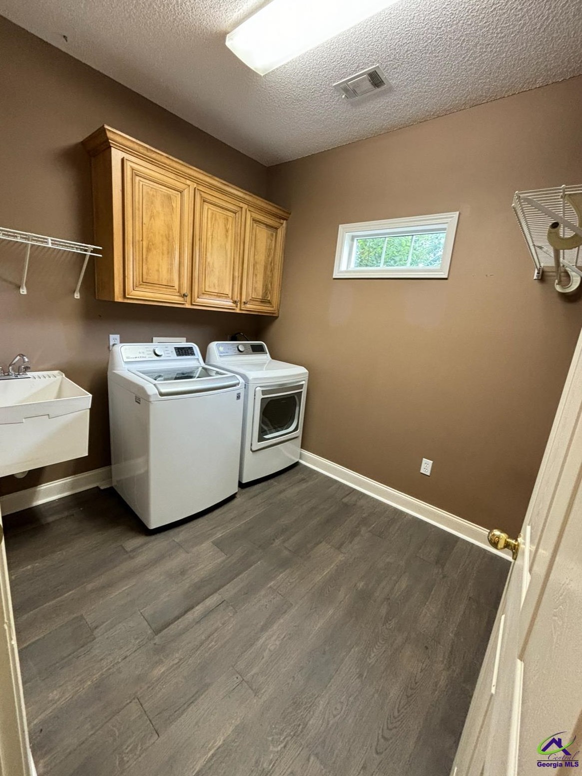 321 Ellicott Dr, Warner Robins GA  31088-1264 exterior