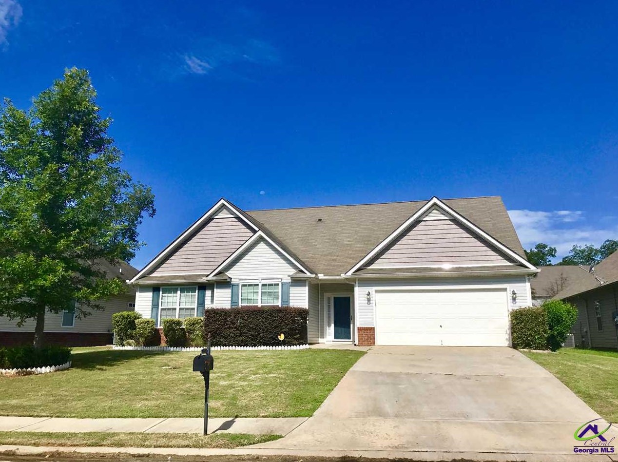 212 Hearthwood Dr, Kathleen, GA 31047