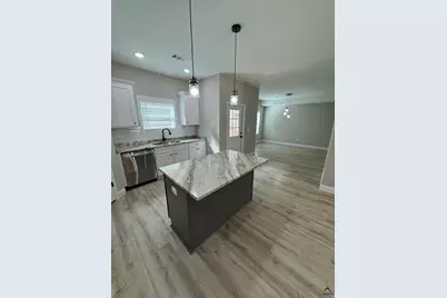 302 Beau Claire Circle, Warner Robins, GA 31008 - Photo 8