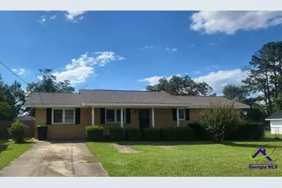 218 Self Street, Warner Robins, GA 31088 - Photo 1