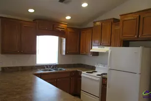 408 Club Villa Court, Kathleen, GA 31047 - Photo 4