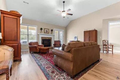 500 Legacy Park Drive, Perry, GA 31069 - Photo 12