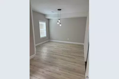 310 Beau Claire Circle, Byron, GA 31008 - Photo 8