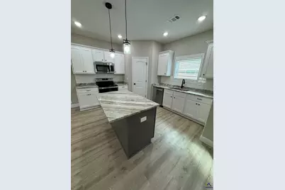 310 Beau Claire Circle, Byron, GA 31008 - Photo 4