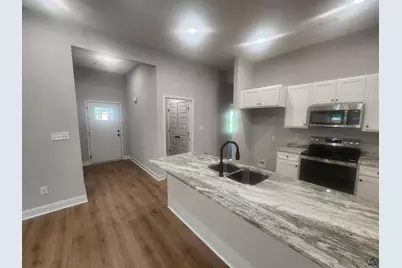 102 Silver Maple, Byron, GA 31008 - Photo 4