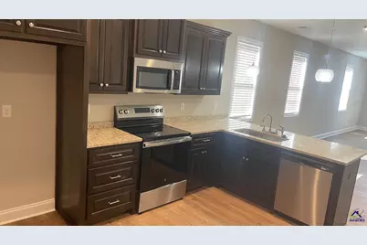 139 Rolling Woods Circle, Warner Robins, GA 31088 - Photo 2