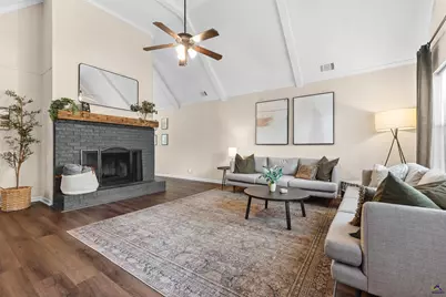 1100 Kenwood Drive, Perry, GA 31069 - Photo 2