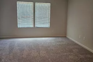 328 Shady Ln, Macon, GA 31206 - Photo 10