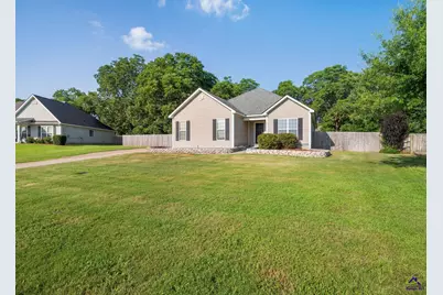 135 Pond Drive, Kathleen, GA 31047 - Photo 1