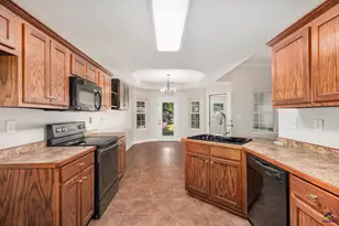 135 Pond Dr, Kathleen, GA 31047 - Photo 8