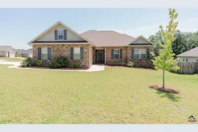 616 Woods Edge Way, Warner Robins, GA 31088 - Photo 1