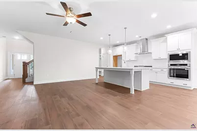 304 Air View Drive, Warner Robins, GA 31093 - Photo 16