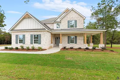 304 Air View Drive, Warner Robins, GA 31093 - Photo 1