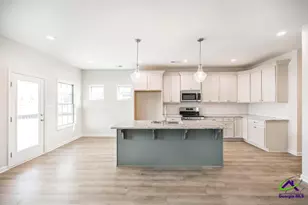 210 Bald Cypress Dr, Perry, GA 31069 - Photo 6