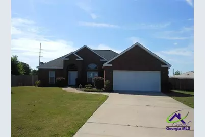 306 Lancaster Lane, Warner Robins, GA 31028 - Photo 1