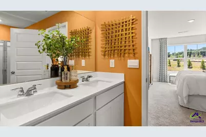 124 Kenmore Circle, Perry, GA 31069 - Photo 8