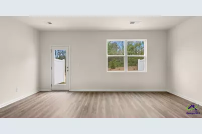 126 Kenmore Circle, Perry, GA 31069 - Photo 8
