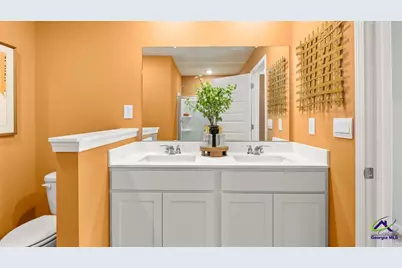 126 Kenmore Circle, Perry, GA 31069 - Photo 10