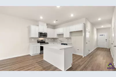 126 Kenmore Circle, Perry, GA 31069 - Photo 4