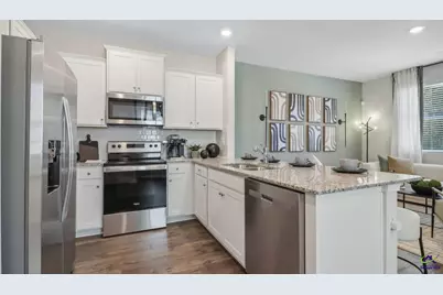 128 Kenmore Circle, Perry, GA 31069 - Photo 4