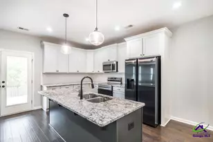 203 Amberley Ct, Kathleen, GA 31047 - Photo 16