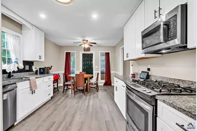 211 Crakston Court, Bonaire, GA 31005 - Photo 8