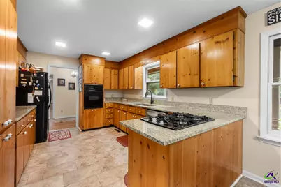 562 W Anderson Street, Oglethorpe, GA 31068 - Photo 22