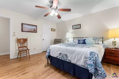 562 W Anderson Street, Oglethorpe, GA 31068 - Photo 34