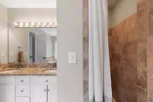 111 The Vinings Dr, Macon, GA 31210 - Photo 38