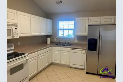 205 S Houston Springs Boulevard, Perry, GA 31069 - Photo 4